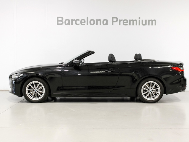 BMW Serie 4 420i Cabrio color Negro. Año 2024. 135KW(184CV). Gasolina. En concesionario Barcelona Premium -- GRAN VIA de Barcelona