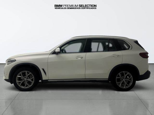 BMW X5 xDrive30d color Blanco. Año 2019. 195KW(265CV). Diésel. En concesionario Automotor Premium Marbella - Málaga de Málaga