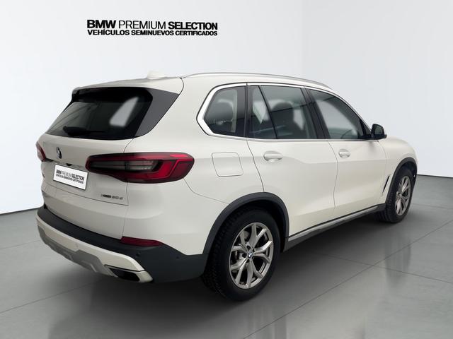 BMW X5 xDrive30d color Blanco. Año 2019. 195KW(265CV). Diésel. En concesionario Automotor Premium Marbella - Málaga de Málaga