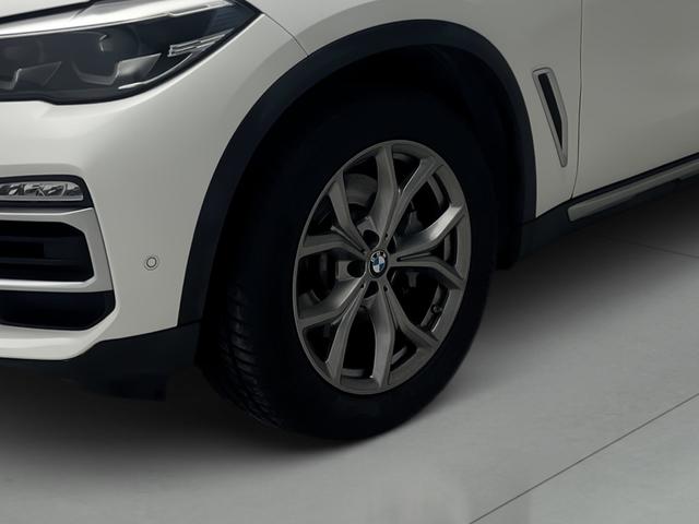 BMW X5 xDrive30d color Blanco. Año 2019. 195KW(265CV). Diésel. En concesionario Automotor Premium Marbella - Málaga de Málaga