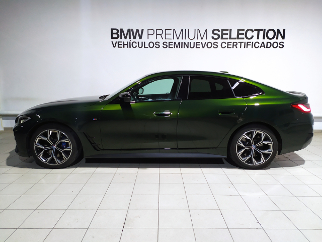 BMW Serie 4 M440i Gran Coupe color Verde. Año 2022. 275KW(374CV). Gasolina. En concesionario Hispamovil Elche de Alicante