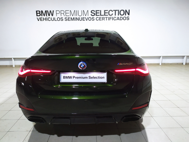 BMW Serie 4 M440i Gran Coupe color Verde. Año 2022. 275KW(374CV). Gasolina. En concesionario Hispamovil Elche de Alicante