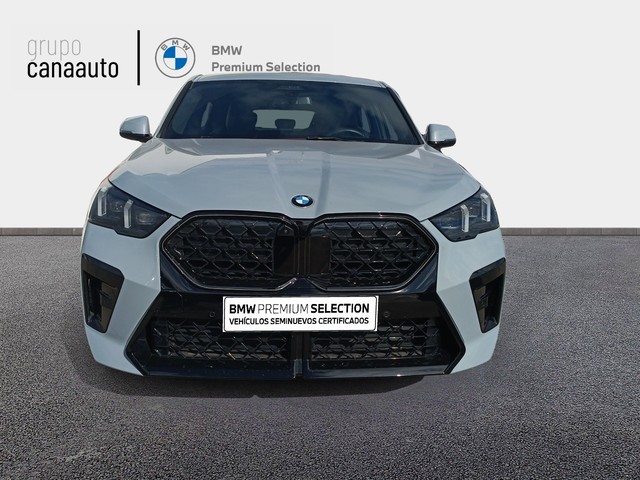 BMW X2 sDrive18d color Gris. Año 2024. 110KW(150CV). Diésel. En concesionario DEMO de Sta. C. Tenerife