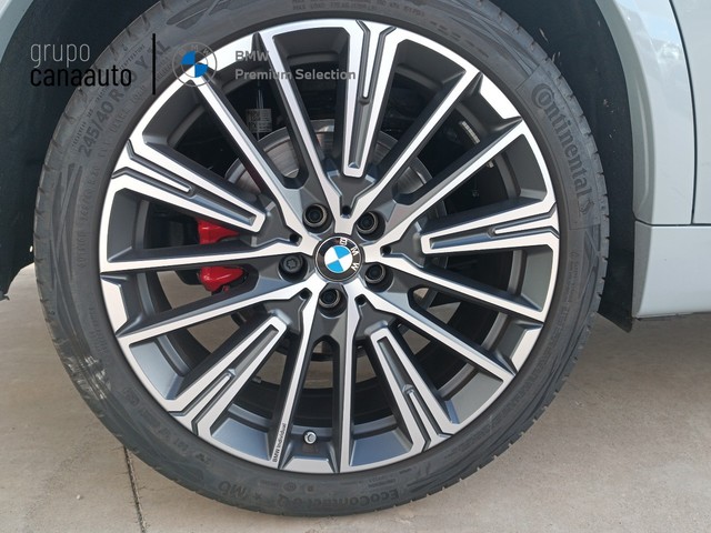 BMW X2 sDrive18d color Gris. Año 2024. 110KW(150CV). Diésel. En concesionario DEMO de Sta. C. Tenerife
