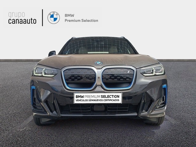 BMW iX3 M Sport color Gris. Año 2024. 210KW(286CV). Eléctrico. En concesionario DEMO de Sta. C. Tenerife