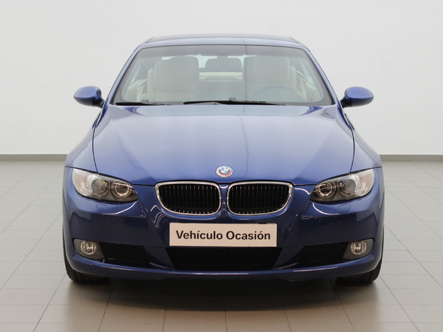 BMW Serie 3 320i Cabrio color Azul. Año 2008. 125KW(170CV). Gasolina. En concesionario Augusta Aragon S.A. de Zaragoza