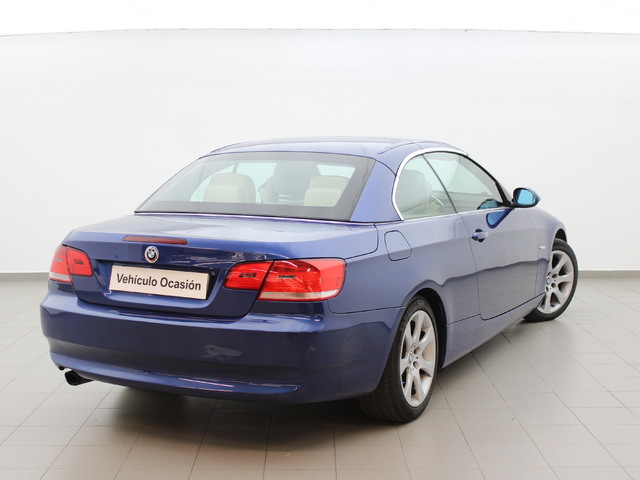 BMW Serie 3 320i Cabrio color Azul. Año 2008. 125KW(170CV). Gasolina. En concesionario Augusta Aragon S.A. de Zaragoza