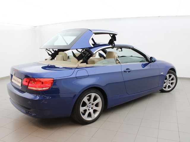 BMW Serie 3 320i Cabrio color Azul. Año 2008. 125KW(170CV). Gasolina. En concesionario Augusta Aragon S.A. de Zaragoza