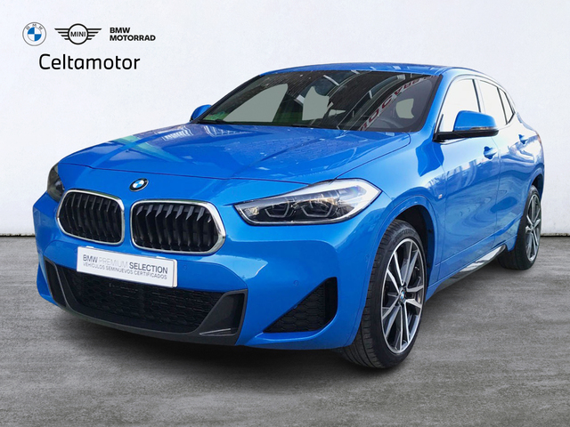 BMW X2 sDrive18d color Azul. Año 2021. 110KW(150CV). Diésel. En concesionario Celtamotor Vigo  de Pontevedra