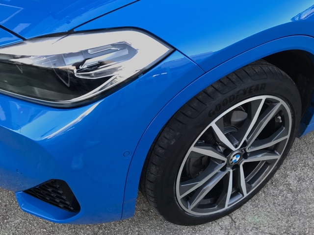 BMW X2 sDrive18d color Azul. Año 2021. 110KW(150CV). Diésel. En concesionario Celtamotor Vigo  de Pontevedra