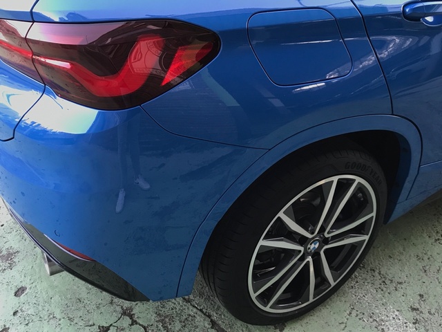 BMW X2 sDrive18d color Azul. Año 2021. 110KW(150CV). Diésel. En concesionario Celtamotor Vigo  de Pontevedra