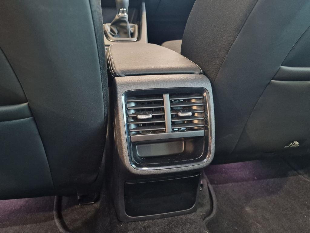 1.0 TSI MHEV Selection DSG 81 kW (110 CV)