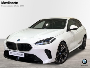 Fotos de BMW Serie 1 120d color Blanco. Año 2024. 120KW(163CV). Diésel. En concesionario Movilnorte El Plantio de Madrid