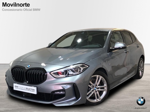 BMW Serie 1 118d color Gris. Año 2023. 110KW(150CV). Diésel. En concesionario Movilnorte El Plantio de Madrid