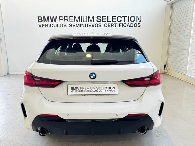 BMW Serie 1 120i color Blanco. Año 2023. 131KW(178CV). Gasolina. En concesionario Lurauto - Gipuzkoa de Guipuzcoa