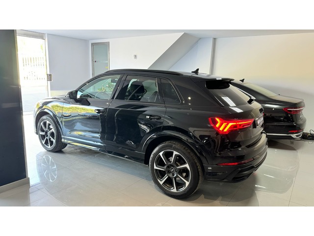 Audi Q3 Black line 35 TDI 110 kW (150 CV) S tronic