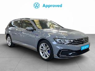 Volkswagen Passat Variant 1.4 TSI e-Power de segunda mano