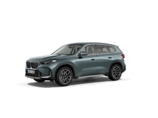 Fotos de BMW X1 sDrive18d color Verde. Año 2024. 110KW(150CV). Diésel. En concesionario GANDIA Automoviles Fersan, S.A. de Valencia