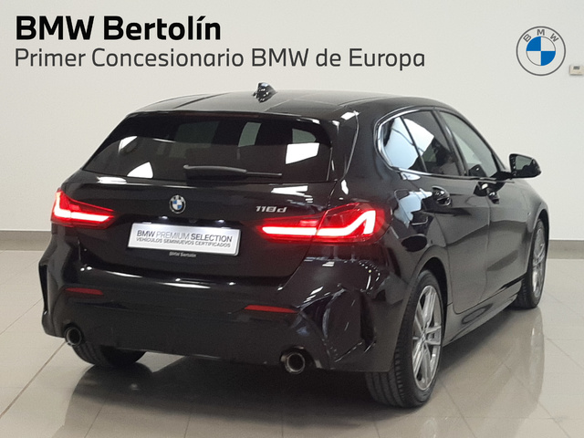 BMW Serie 1 118d color Negro. Año 2024. 110KW(150CV). Diésel. En concesionario Automoviles Bertolin S.L. de Valencia