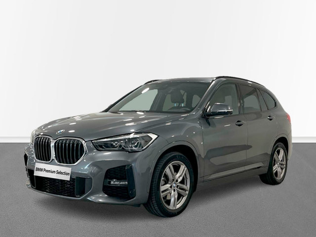 BMW X1 xDrive18d color Gris. Año 2022. 110KW(150CV). Diésel. En concesionario Engasa S.A. de Valencia