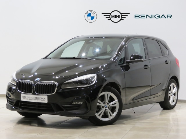 BMW Serie 2 218d Active Tourer color Negro. Año 2020. 110KW(150CV). Diésel. En concesionario GANDIA Automoviles Fersan, S.A. de Valencia