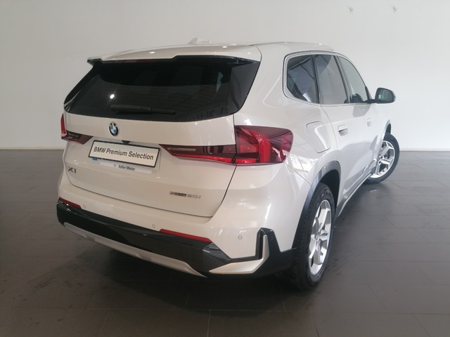 BMW X1 sDrive20i color Blanco. Año 2023. 125KW(170CV). Gasolina. En concesionario Adler Motor S.L. TOLEDO de Toledo