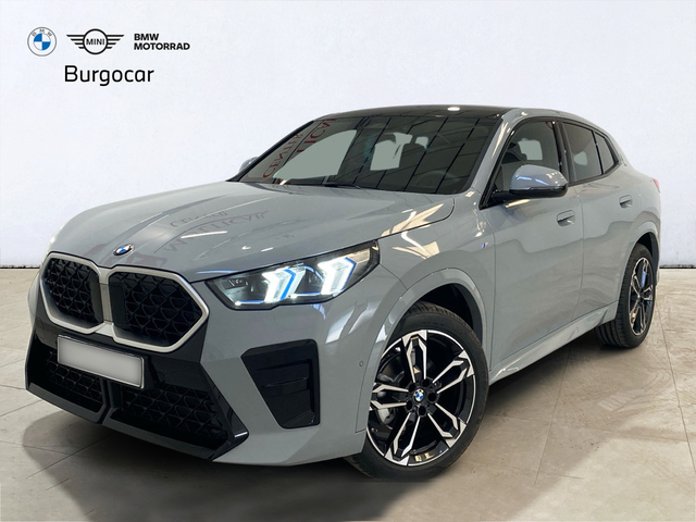 BMW X2 sDrive18d color Gris. Año 2024. 110KW(150CV). Diésel. En concesionario Burgocar (Bmw y Mini) de Burgos