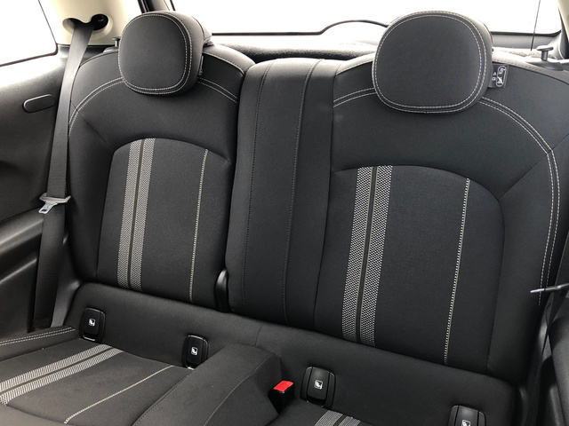 fotoG 8 del MINI MINI 3 Puertas Cooper SE 135 kW (184 CV) 184cv Eléctrico del 2023 en Madrid