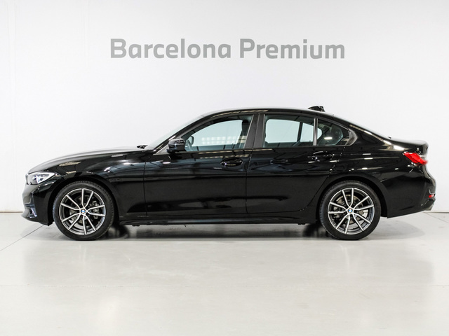 BMW Serie 3 318d color Negro. Año 2020. 110KW(150CV). Diésel. En concesionario Barcelona Premium -- GRAN VIA de Barcelona