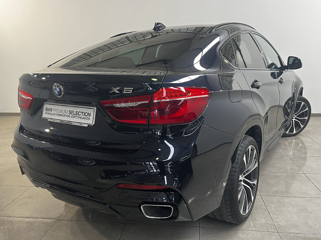 BMW X6 xDrive30d color Negro. Año 2018. 190KW(258CV). Diésel. En concesionario Movitransa Cars Jerez de Cádiz