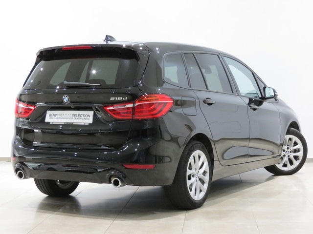 BMW Serie 2 218d Gran Tourer color Negro. Año 2020. 110KW(150CV). Diésel. En concesionario GANDIA Automoviles Fersan, S.A. de Valencia