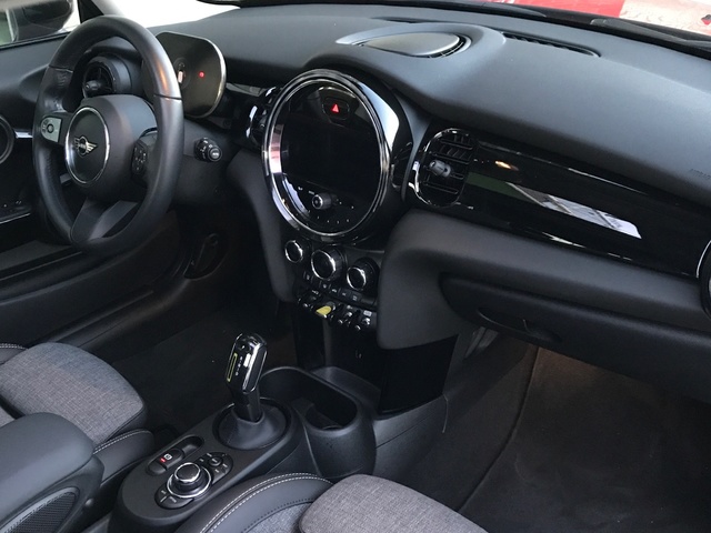 fotoG 7 del MINI MINI 3 Puertas Cooper SE 135 kW (184 CV) 184cv Eléctrico del 2022 en Pontevedra