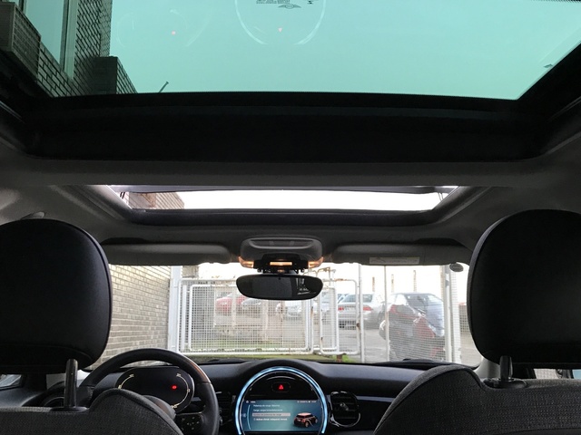 fotoG 20 del MINI MINI 3 Puertas Cooper SE 135 kW (184 CV) 184cv Eléctrico del 2022 en Pontevedra