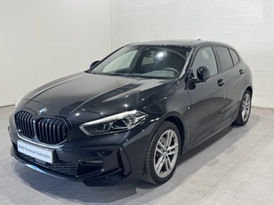 Fotos de BMW Serie 1 118d color Negro. Año 2024. 110KW(150CV). Diésel. En concesionario MOTOR MUNICH S.A.U  - Terrassa de Barcelona