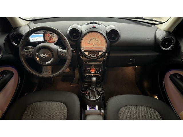 MINI MINI Countryman Cooper D 82 kW (111 CV)