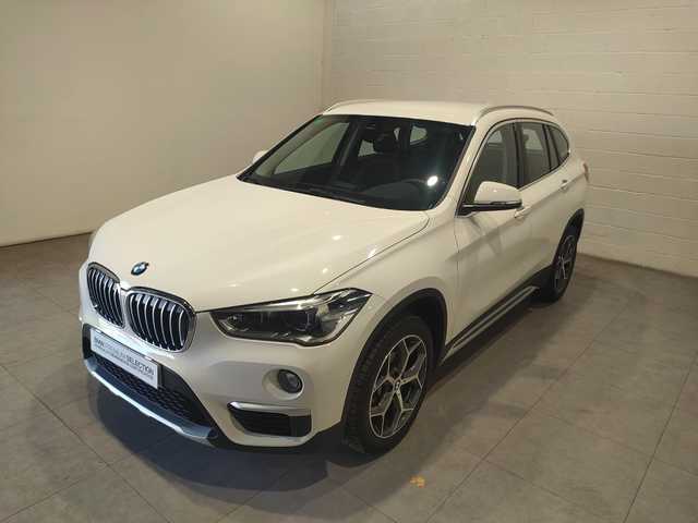 BMW X1 sDrive18d color Blanco. Año 2018. 110KW(150CV). Diésel. En concesionario MOTOR MUNICH S.A.U  - Terrassa de Barcelona