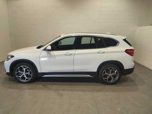 BMW X1 sDrive18d color Blanco. Año 2018. 110KW(150CV). Diésel. En concesionario MOTOR MUNICH S.A.U  - Terrassa de Barcelona