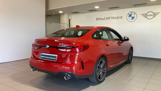 BMW Serie 2 218d Gran Coupe color Rojo. Año 2021. 110KW(150CV). Diésel. En concesionario BYmyCAR Madrid - Alcalá de Madrid