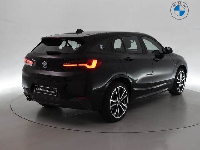 BMW X2 xDrive25e color Negro. Año 2021. 162KW(220CV). Híbrido Electro/Gasolina. En concesionario BYmyCAR Madrid - Alcalá de Madrid