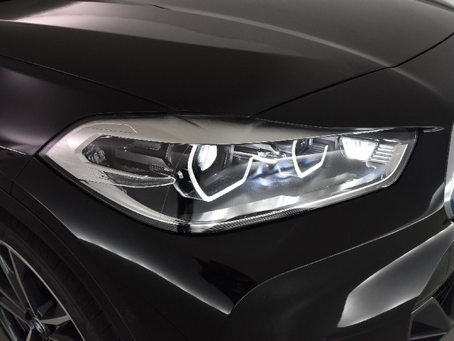 BMW X2 xDrive25e color Negro. Año 2021. 162KW(220CV). Híbrido Electro/Gasolina. En concesionario BYmyCAR Madrid - Alcalá de Madrid