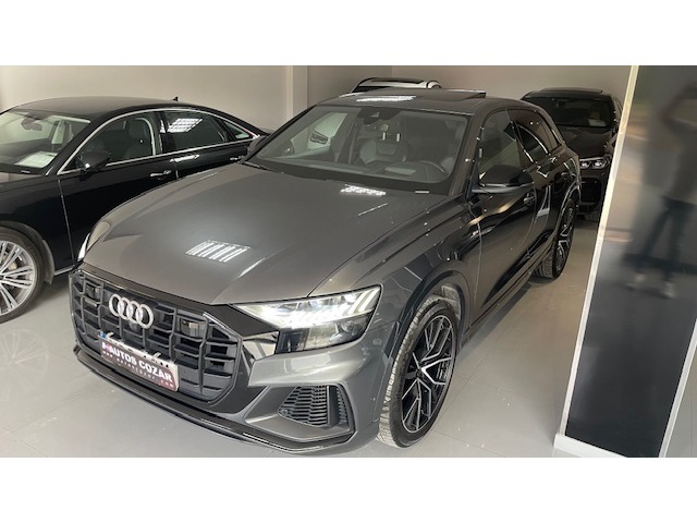 Audi Q8 Black line 55 TFSI quattro 250 kW (340 CV) tiptronic