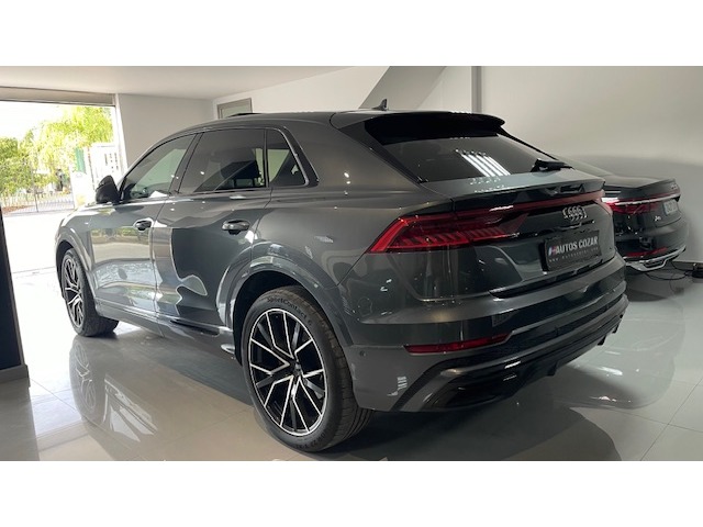 Audi Q8 Black line 55 TFSI quattro 250 kW (340 CV) tiptronic