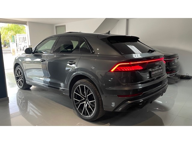 Audi Q8 Black line 55 TFSI quattro 250 kW (340 CV) tiptronic