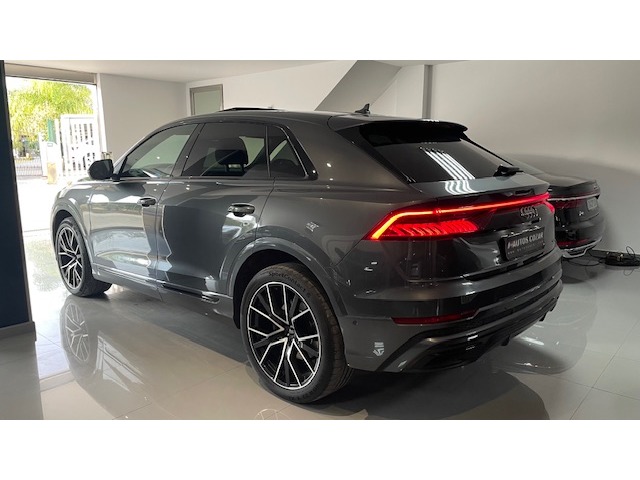 Audi Q8 Black line 55 TFSI quattro 250 kW (340 CV) tiptronic