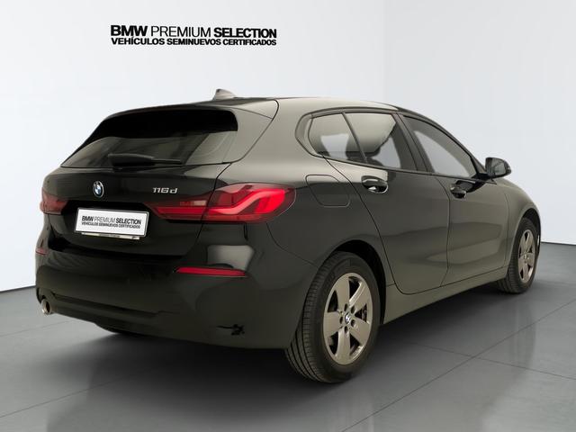 BMW Serie 1 116d color Negro. Año 2022. 85KW(116CV). Diésel. En concesionario Automotor Premium Velázquez - Málaga de Málaga