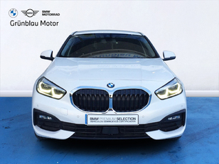 Fotos de BMW Serie 1 118i color Blanco. Año 2021. 103KW(140CV). Gasolina. En concesionario Grünblau Motor (Bmw y Mini) de Cantabria