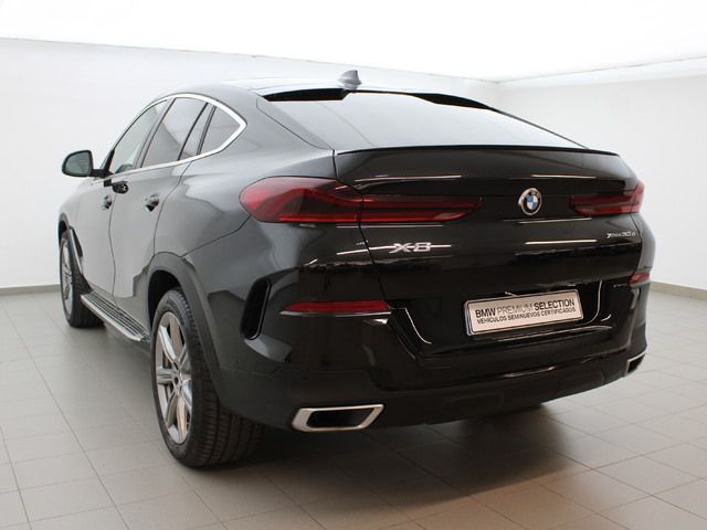 BMW X6 xDrive30d color Negro. Año 2020. 195KW(265CV). Diésel. En concesionario Augusta Aragon S.A. de Zaragoza