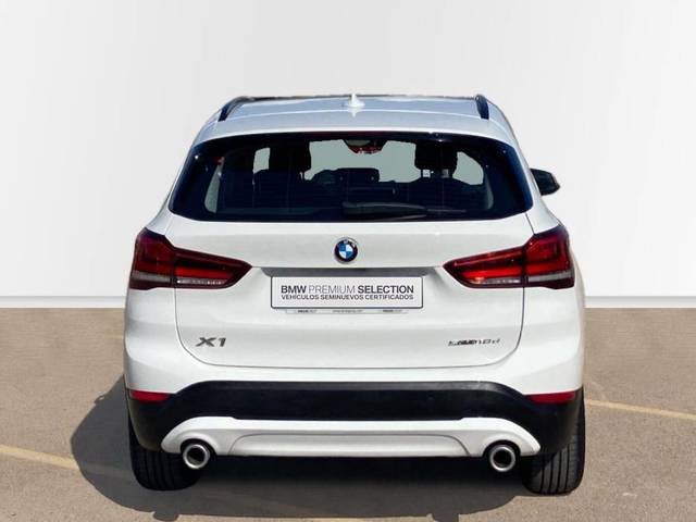 BMW X1 sDrive18d color Blanco. Año 2020. 110KW(150CV). Diésel. En concesionario Proa Premium Palma de Baleares