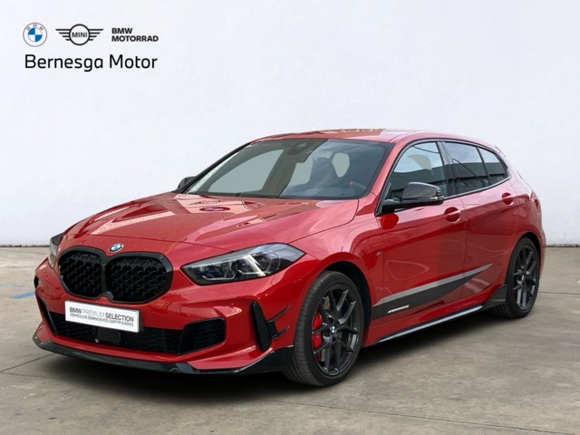 BMW Serie 1 M135i color Rojo. Año 2021. 225KW(306CV). Gasolina. En concesionario Bernesga Motor León (Bmw y Mini) de León