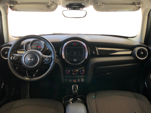 fotoG 7 del MINI MINI 5 Puertas Cooper 100 kW (136 CV) 136cv Gasolina del 2019 en Madrid